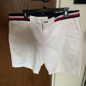 Tommy Hilfiger Shorts.